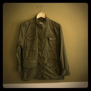 LIKE NEW - Beautiful Gap Army Green Jacket Size M.